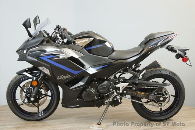 2025 Kawasaki Ninja 500 ABS One Owner, 1251 Mi - 22927247 - 3