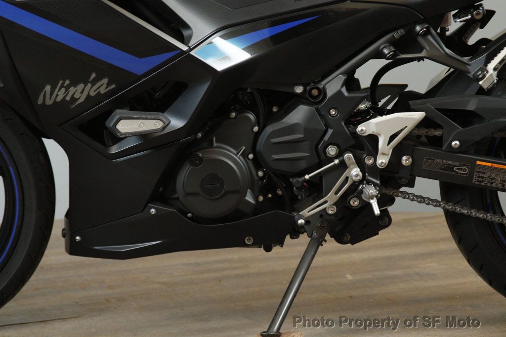 2025 Kawasaki Ninja 500 SE ABS 1 Owner - 22877873 - 15