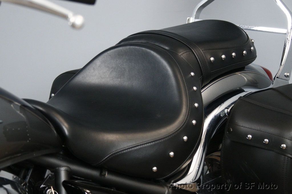 2025 Kawasaki Vulcan 900 Classic LT 2 Owners, 505 Miles - 23067572 - 35