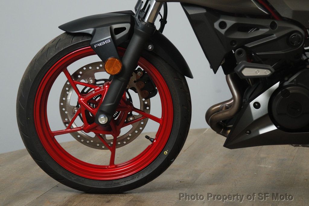 2025 Kawasaki Z500 SE ABS One Owner, 140 Miles - 22988911 - 12