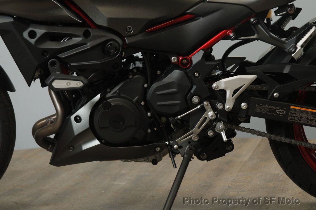 2025 Kawasaki Z500 SE ABS One Owner, 140 Miles - 22988911 - 15