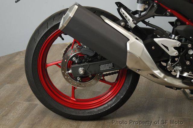 2025 Kawasaki Z500 SE ABS One Owner, 140 Miles - 22988911 - 16