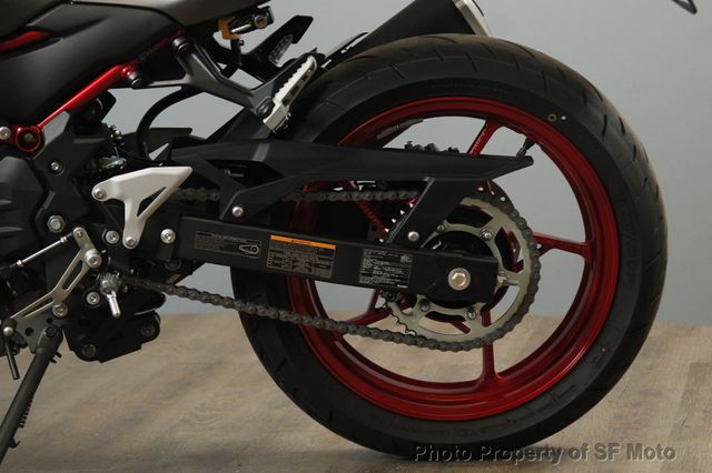 2025 Kawasaki Z500 SE ABS One Owner, 140 Miles - 22988911 - 17