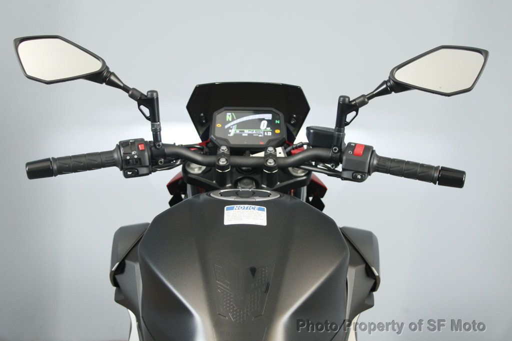 2025 Kawasaki Z500 SE ABS One Owner, 140 Miles - 22988911 - 28