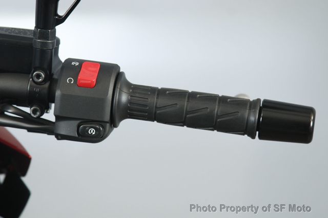 2025 Kawasaki Z500 SE ABS One Owner, 140 Miles - 22988911 - 31