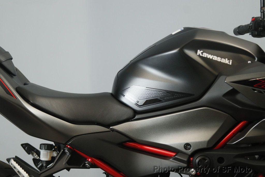 2025 Kawasaki Z500 SE ABS One Owner, 140 Miles - 22988911 - 8