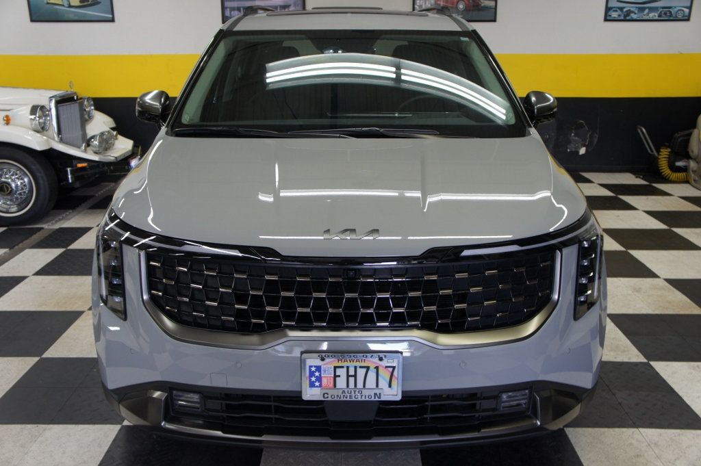 2025 Kia Carnival 1-Owner, SX Prestige, 3rd Row Seats! Immaculate! - 22993658 - 10