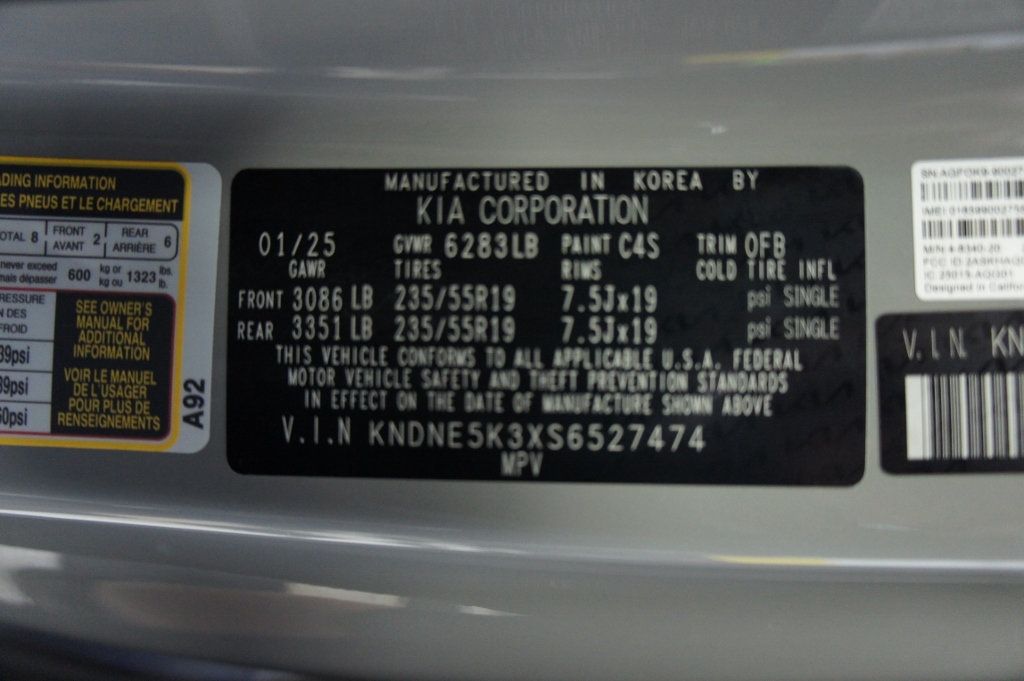 2025 Kia Carnival 1-Owner, SX Prestige, 3rd Row Seats! Immaculate! - 22993658 - 43