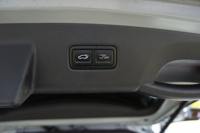 2025 Kia Carnival 1-Owner, SX Prestige, 3rd Row Seats! Immaculate! - 22993658 - 56