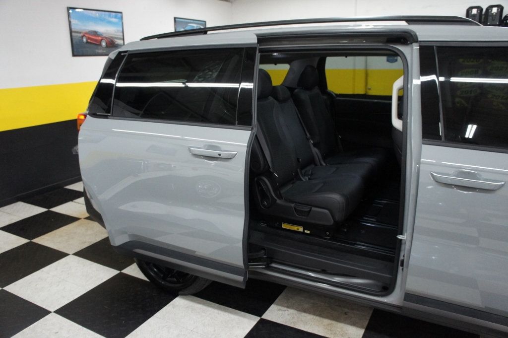 2025 Kia Carnival 1-Owner, SX Prestige, 3rd Row Seats! Immaculate! - 22993658 - 57
