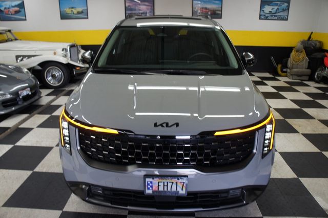 2025 Kia Carnival 1-Owner, SX Prestige, 3rd Row Seats! Immaculate! - 22993658 - 61