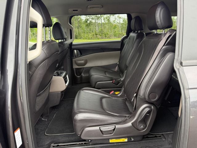 2025 Kia Carnival LXS - 23007503 - 13
