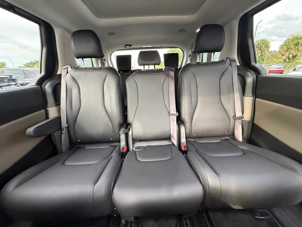 2025 Kia Carnival SX - 23035389 - 16