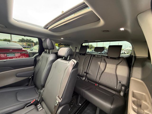 2025 Kia Carnival SX - 23035389 - 25