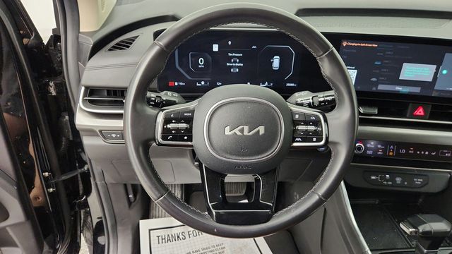 2025 Kia Carnival SX FWD w/ Rear Seat Entertainment & Dark Edition Pkg - 23081003 - 13