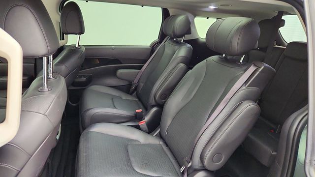 2025 Kia Carnival SX Prestige - 22960191 - 17