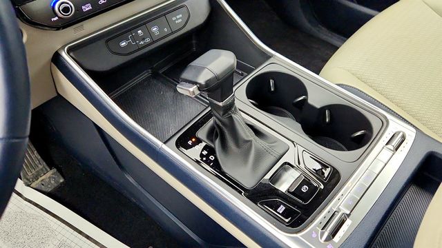 2025 Kia Carnival SX Prestige w/ Dual Rear Entertainment & VIP 2nd Row Seats - 23006874 - 16