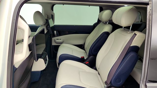 2025 Kia Carnival SX Prestige w/ Dual Rear Entertainment & VIP 2nd Row Seats - 23006874 - 21