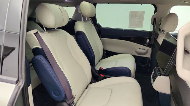 2025 Kia Carnival SX Prestige w/ Dual Rear Entertainment & VIP 2nd Row Seats - 23006874 - 25