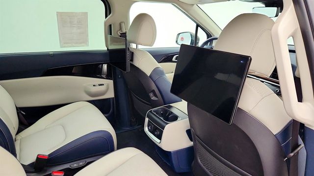 2025 Kia Carnival SX Prestige w/ Dual Rear Entertainment & VIP 2nd Row Seats - 23006874 - 26