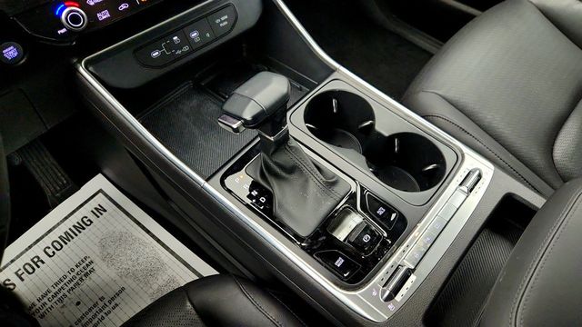 2025 Kia Carnival SX Prestige w/ VIP Lounge Seating & Ambient Lighting - 23011304 - 16