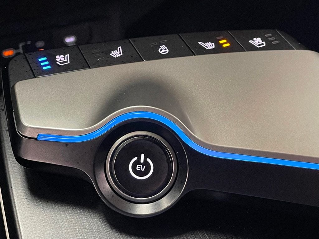 2025 Kia EV6 GT-Line AWD - 23015070 - 37