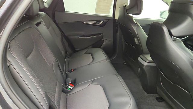 2025 Kia EV6 Light Long Range RWD w/ Technology Package - 23049674 - 18