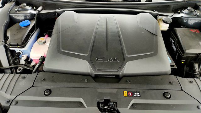 2025 Kia EV6 Light Long Range RWD w/ Technology Package - 23049674 - 22