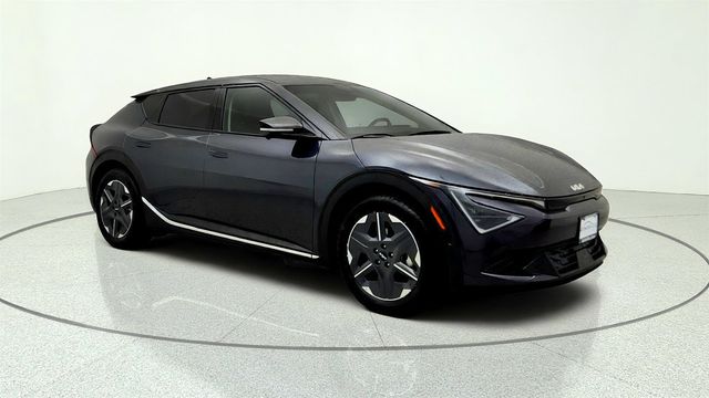 2025 Kia EV6 Light Long Range RWD w/ Technology Package - 23049674 - 2