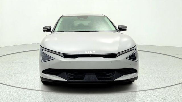 2025 Kia EV6 Light Long Range RWD w/ Technology Package - 23032625 - 1