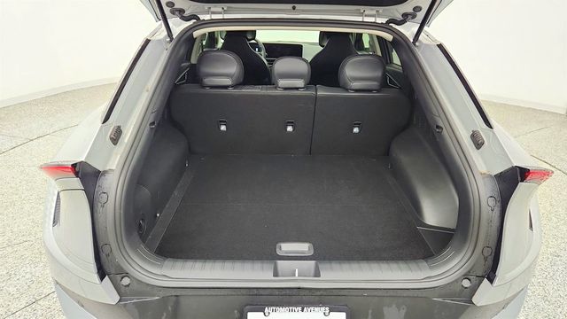 2025 Kia EV6 Light Long Range RWD w/ Technology Package - 23032625 - 19
