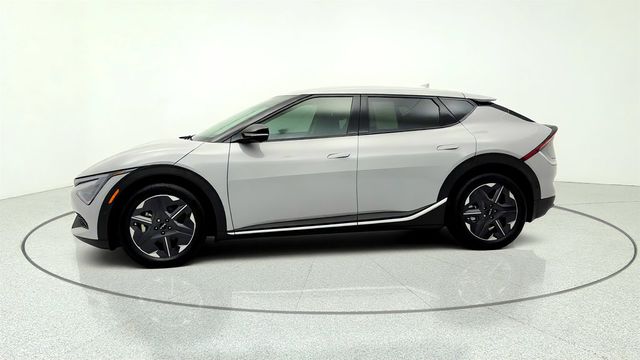 2025 Kia EV6 Light Long Range RWD w/ Technology Package - 23032625 - 7