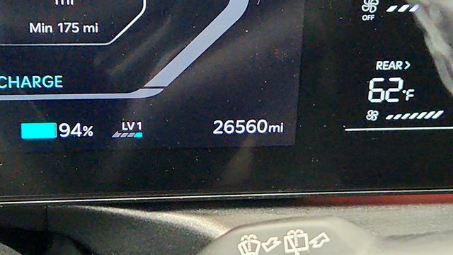 2025 Kia EV9 GT-Line AWD w/ VIP Relaxation Pkg - 23020209 - 14