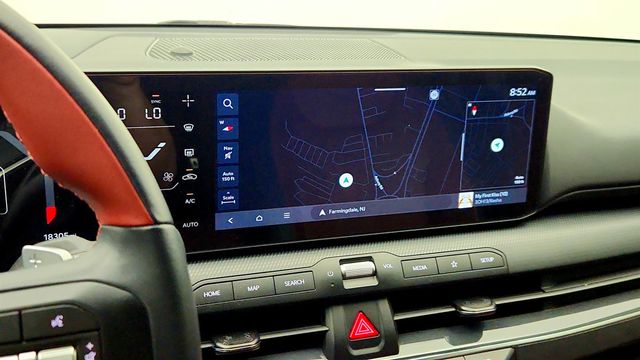 2025 Kia K4 GT-Line Turbo - 23013535 - 18