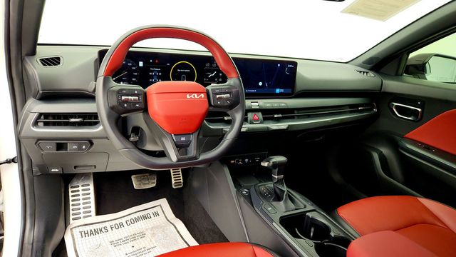 2025 Kia K4 GT-Line Turbo w/ Red Interior Pkg, Sunroof & harman/kardon - 23090463 - 12