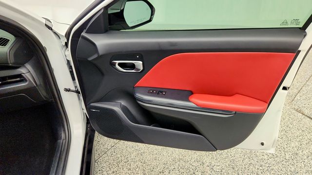 2025 Kia K4 GT-Line Turbo w/ Red Interior Pkg, Sunroof & harman/kardon - 23090463 - 24