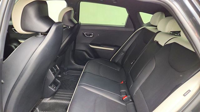 2025 Kia K4 GT-Line Turbo w/ Technology Pkg - 23029952 - 19