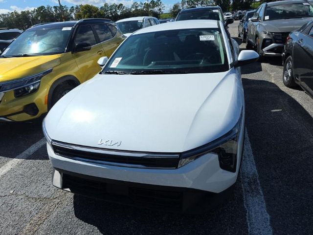 2025 Kia K4 LX FWD - 22942198 - 2