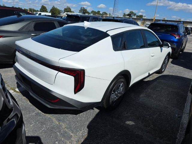 2025 Kia K4 LX FWD - 22942198 - 3