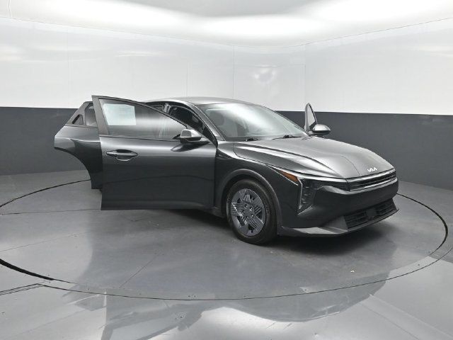 2025 Kia K4 LX FWD - 23071743 - 30