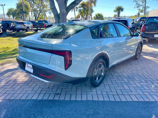 2025 Kia K4