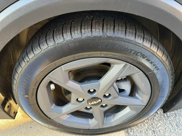 2025 Kia K4 LXS FWD - 23092527 - 7