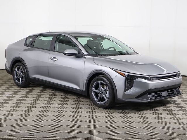 2025 Kia K4 LXS FWD - 23028331 - 47