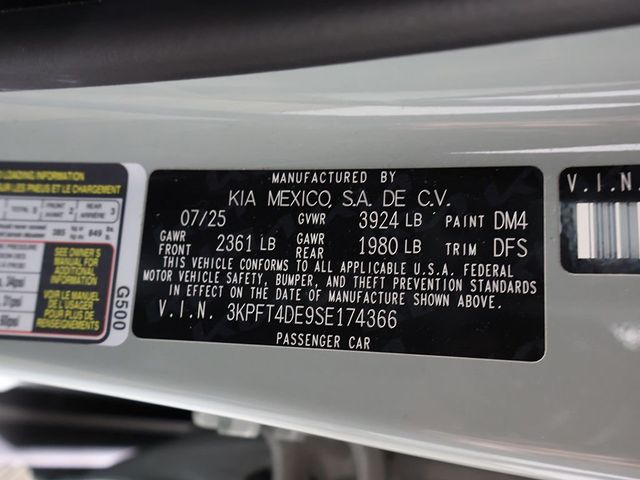 2025 Kia K4 LXS FWD - 23000771 - 46