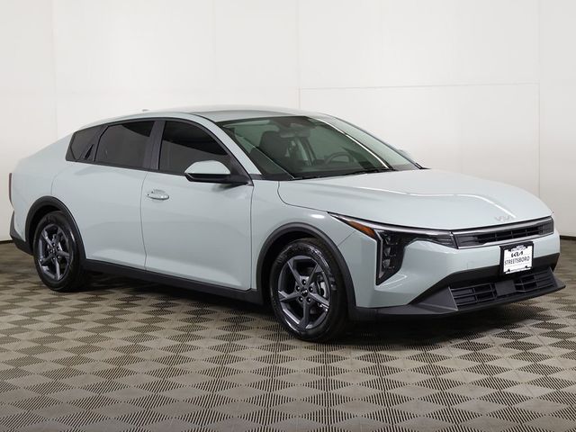 2025 Kia K4 LXS FWD - 23000771 - 47