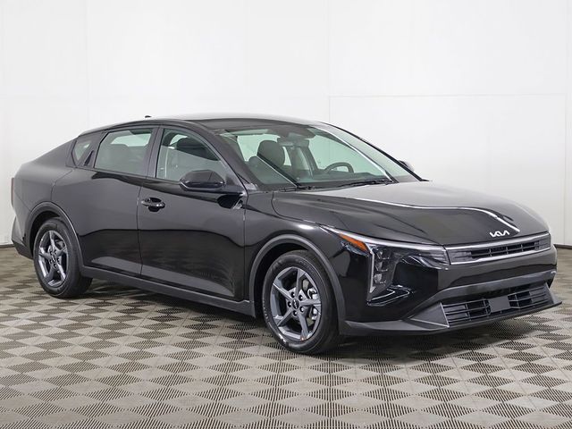 2025 Kia K4 LXS FWD - 23042073 - 43