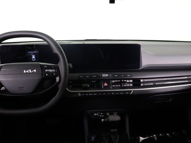 2025 Kia K4 LXS FWD - 23070121 - 32