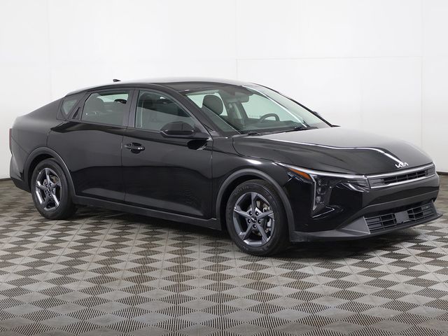 2025 Kia K4 LXS FWD - 23089542 - 46