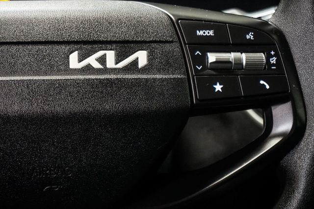 2025 Kia K4 LXS FWD - 23011636 - 13