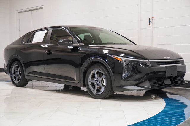 2025 Kia K4 LXS FWD - 23011636 - 4